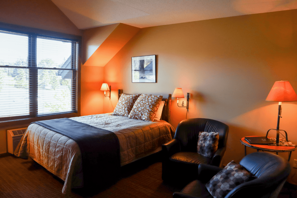 IMG_0727min Grand Superior Lodge Lake Superior Resort Two Harbors