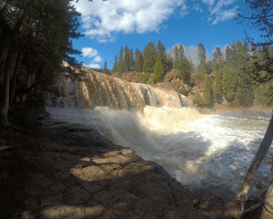 water fall at gooseberry falls state park